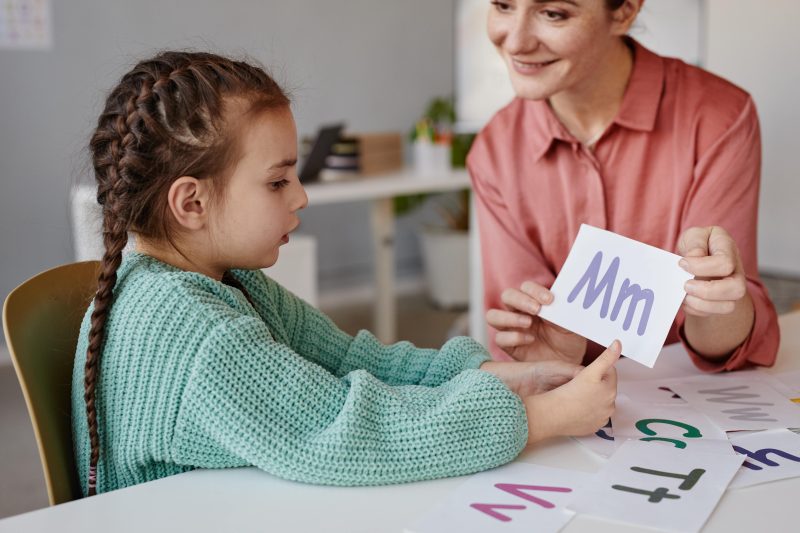 cuando-debo-llevar-a-mi-hijo-al-logopeda.